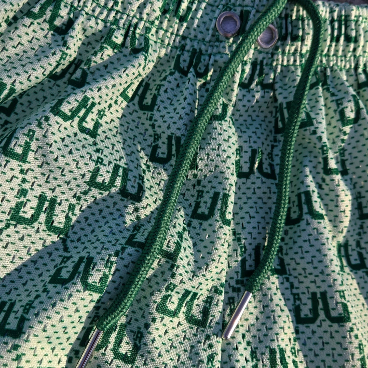Mono UU Green Shorts